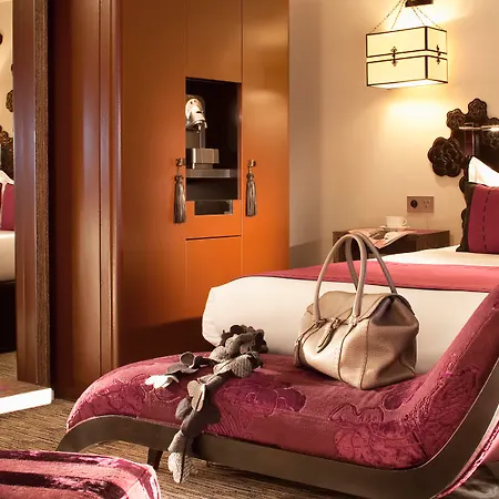 Hotel Les Jardins De La Parigi